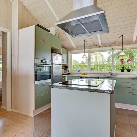 Tashina - 200m From The Sea In Djursland And Mols By Interhome Holiday home *