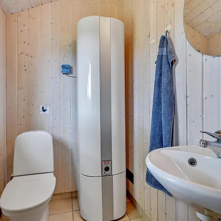 Holiday home Tashina - 200m From The Sea In Djursland And Mols By Interhome